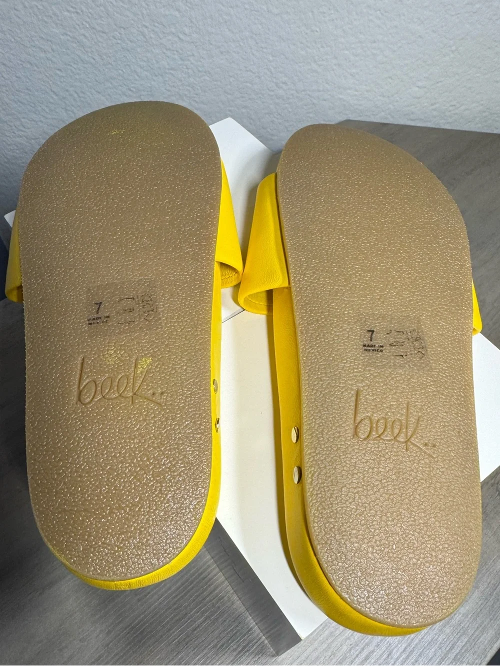 BEEK Bright Yellow Leather Slide Sandals Minimalist Cushioned Size 7 NWOT - Picture 3 of 4